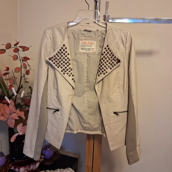 NWOT BLEND Women's Cream 100% Genuine Leather Jackets Fall Winter Outerwear 12 - Picture 2 of 7